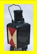 Ein Bild, das Lampe, Licht enth�lt.

Automatisch generierte Beschreibung