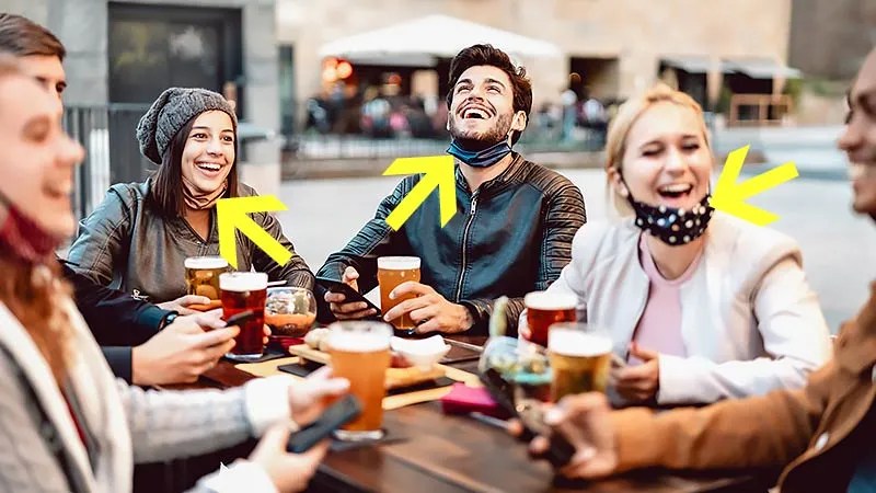 Ein Bild, das Person, Kleidung, Menschliches Gesicht, Lächeln enthält.
Automatisch generierte Beschreibung
